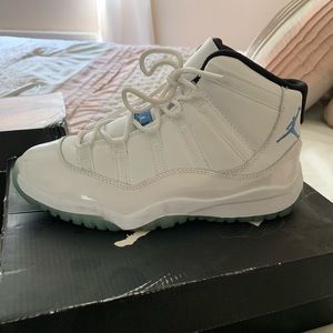 Retro 11 Jordan’s Size 3 boys